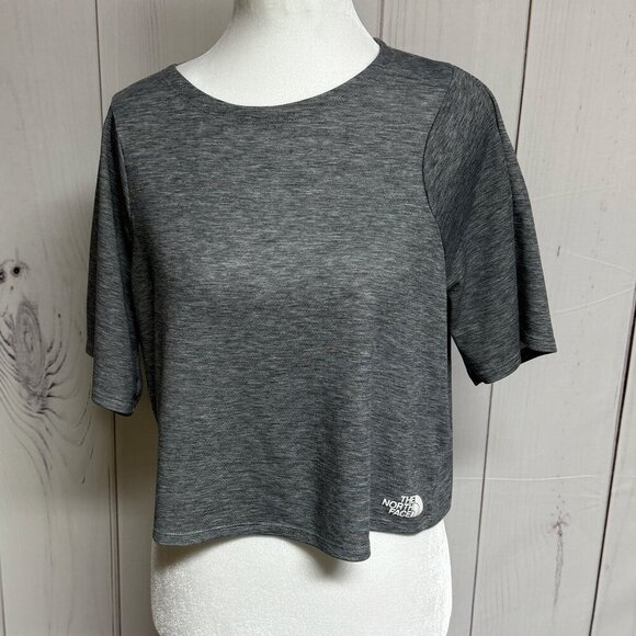 The North Face Women’s Vyrtue Boxy Cropped Dark Gray T-Shirt - Size Large - EUC - Picture 1 of 10